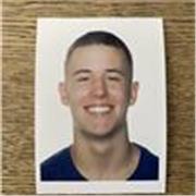 Soy un estudiante de 18 años con mas de 2 años de experiencia en el mundo del fitness. Domino el tema de la musculacion y la salud