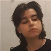 Ragazza universitaria con livello C1 di inglese impartisce lezioni su grammatica e letteratura