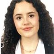 Estudiante que imparte clases de inglés tanto presenciales como virtuales 