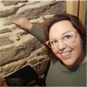 Quieres aprender Español yo te apuesto ayudar,soy Mayte Española y estaré encantada en tener conversación contigo