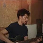 Lezioni di chitarra classica e acustica adatto a principianti e intermedi. Il percorso che ti insegna a suonare la chitarra da 0