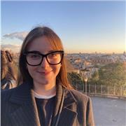 Laureata in Lingue e laureanda in Relazioni Internazionali impartisce ripetizioni e aiuto compiti di inglese, francese e tedesco