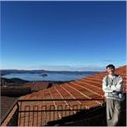 Soy un chico amable, atento con buen nivel en todas las materias en general. Estoy dispuesto y ampliamente calificado para dar clases a cualquier alumno cursando la ESO. Puedo ayudar tanto en métodos de concentración como en técnicas de estudio. Tengo muc