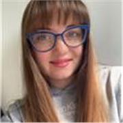 Creative, results-driven, communicative professional. My main focus is based on creativity and productivity while learning English