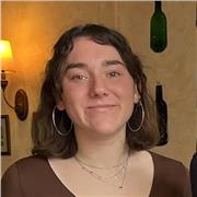 Estudiante de Relaciones Internacionales ofrece clases de inglés y repaso de bachillerato social.