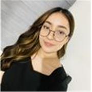 Profesora de inglés proactiva y entusiasta con 1 año de experiencia creando clases dinámicas, interactivas y centradas.