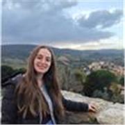 Sei alla ricerca di un'insegnante appassionata e competente, che insegna inglese con amore? Contattami per saperne di più!