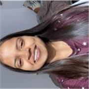 Enfocada en ayudar a niños, adolescentes y adultos