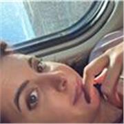 Laureata in Lingua e Cultura Cinese, Bilingue Italiano e Inglese