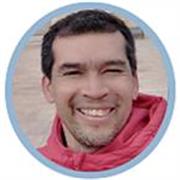 Licenciado en Español y Literatura para extranjeros, clases online, niveles principiante e intermedio