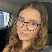 Profesora de Primaria de lengua castellana y catalana. Así como matemáticas en general