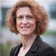 Prof Californienne offre des cours de conversation en anglais pour adultes.