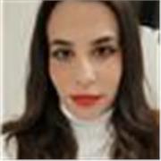 ​Docente di italiano, storia e geografia impartisce lezioni per alunni di scuola primaria e secondaria di I grado