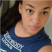 profesor de lengua castellana para niños entre primero y quinto de primaria