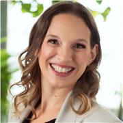 Experienced, qualified confident communications coach offering tutoring