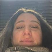 Sono una studentessa universitaria disponibile per aiuto compiti in generale e inglese.