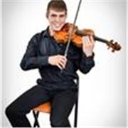 Violinista joven dispuesto a impartir clases de Violín a alumnos a partir de 9 años