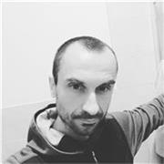 Ex atleta di arti marziali (karate, kickboxing, boxe) e allenatore (kickboxing), istruttore di atletica e nuoto