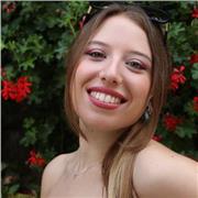 Diplomata liceo classico e studentessa di giurisprudenza