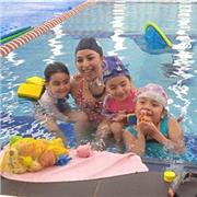 Profesora de natación (enseñanza, rehabilitación, Aquafitness y entrenamiento)