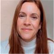 Profesora titulada en Arte y Diseño, Educación Infantil, Primaria y Secundaria imparto clases online y alguna presencial.