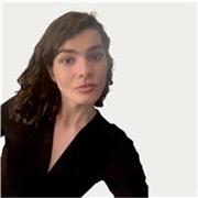 Cours de soutien, aide aux devoirs et discussions