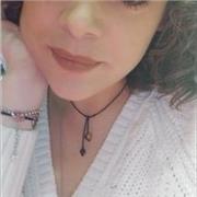 La materia che desidero insegnare è Italiano, tenendo conto sia di aspetti grammaticali che storici, a grandi e piccini a Pescara.