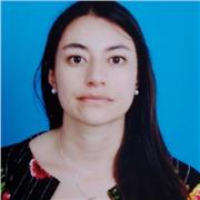 Profesora de Español imparte clases para personas de todas las edades