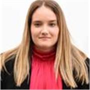 Estudiante de derecho y ADE que ofrece clases particulares sobre esta materia. 