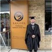 Experienced language learner, interpreter and enthusiastic teacher with a degree in languages and experience tutoring English in schools and privately