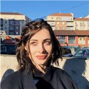 Laureata in Filosofia offre lezioni in presenza o online in materie umanistiche e linguistiche