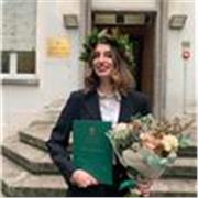 Laureata in Chimica impartisce lezioni di chimica a studenti del liceo/ università. Anche lezioni di fisica e matematica per studenti del liceo