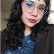 Cantante y directora coral, realiza clases de canto para iniciantes e intermedios