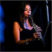 Laureata presso il Conservatorio P. Mascagni di Livorno . Insegno clarinetto e basi di teoria e solfeggio per tutti i livelli e
