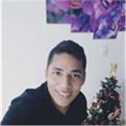 Ingeniero industrial que ofrece clases de administración, mercadeo, proyectos de investigación, entre otros