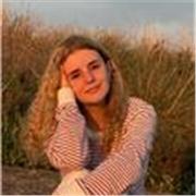 Profesora de inglés de refuerzo escolar o preparación FCE/CAE con más de 9 años de experiencia