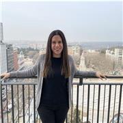 Soy una persona activa y apasionada dentro de mi entorno de trabajo. Me dedico al mundo de la comunicación, el marketing y las redes sociales, contando con más de 8 años de experiencia en el mismo