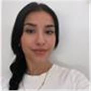 Doy clases de inglés para alumnos de ESO y Bachillaerato. Estas clases están personalizadas según el nivel de cada alumno