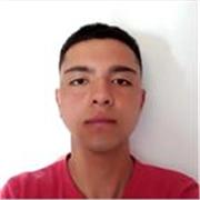 Profesor de apoyo para niños en clases presenciales y online de educación física deportes y recreación