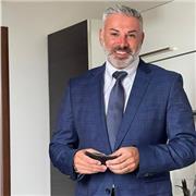 Vorresti raggiungere con passione e serenità i tuoi obbiettivi? Parliamone, sono qui per aiutarti.