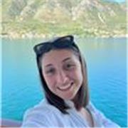 Studentessa, con brevi esperienze di stage in ambito biomedico nel corso delle quali ha dato prova di impegno, motivazione e passione per un settore così complesso eppure coinvolgente. Attitudine all'ascolto, capacità di apprendimento rapido e grinta acco