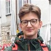 Neolaureato magistrale in Matematica, con diversi anni di esperienza nel tutoraggio.