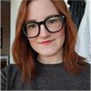 Laureata in comunicazione, offro ripetizioni di lingua inglese a bambini, ragazzi e adulti. Livello C1 Cambridge.