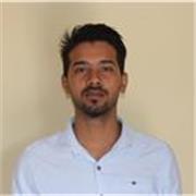 An English teacher who like to teach kids.