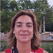 Soy una profesora de Historia del Arte apasionada y dedicada. Mi paciencia, claridad al explicar y capacidad para ofrecer distinto
