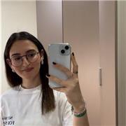 Me llamo Lucía tengo 20 años y soy una persona muy responsable y puedo dar clases de primaria.