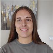 Propose de l'aide aux devoirs et du soutien scolaire pour les élèves allant de l'école primaire au lycée