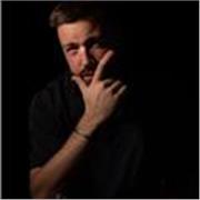 Professeur de Français en ligne, disponible pour toutes les personnes souhaitant apprendre le Français