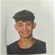 Graduado en el Bachillerato de Humanidades en el centro IES Pablo Picasso de Málaga, clases orientadas a estudiantes de primaria