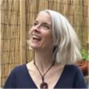 Whether it’s for EAL, your Creative Writing or for exam-based studies (SATs or GCSEs), with over 25 years in education, I can support you in your English Language